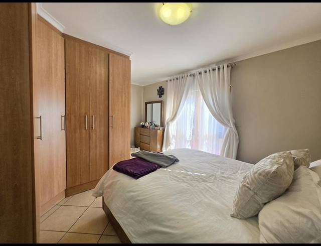 2 BEDROOM TOWNHOUSE FOR SALE IN MEYERSDAL
